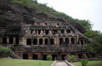 Undavalli Caves 