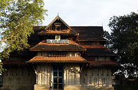 Vadakkumnathan Temple